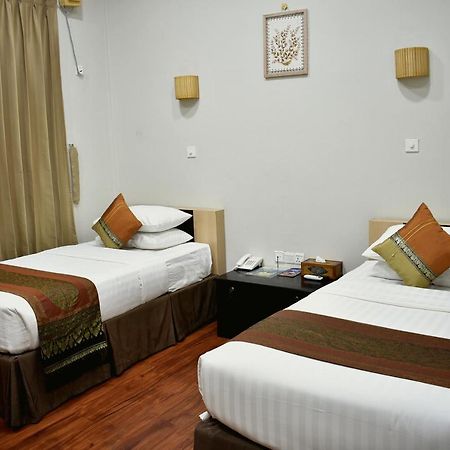 Immana Grand Inle Hotel Nyaung Shwe Zewnętrze zdjęcie